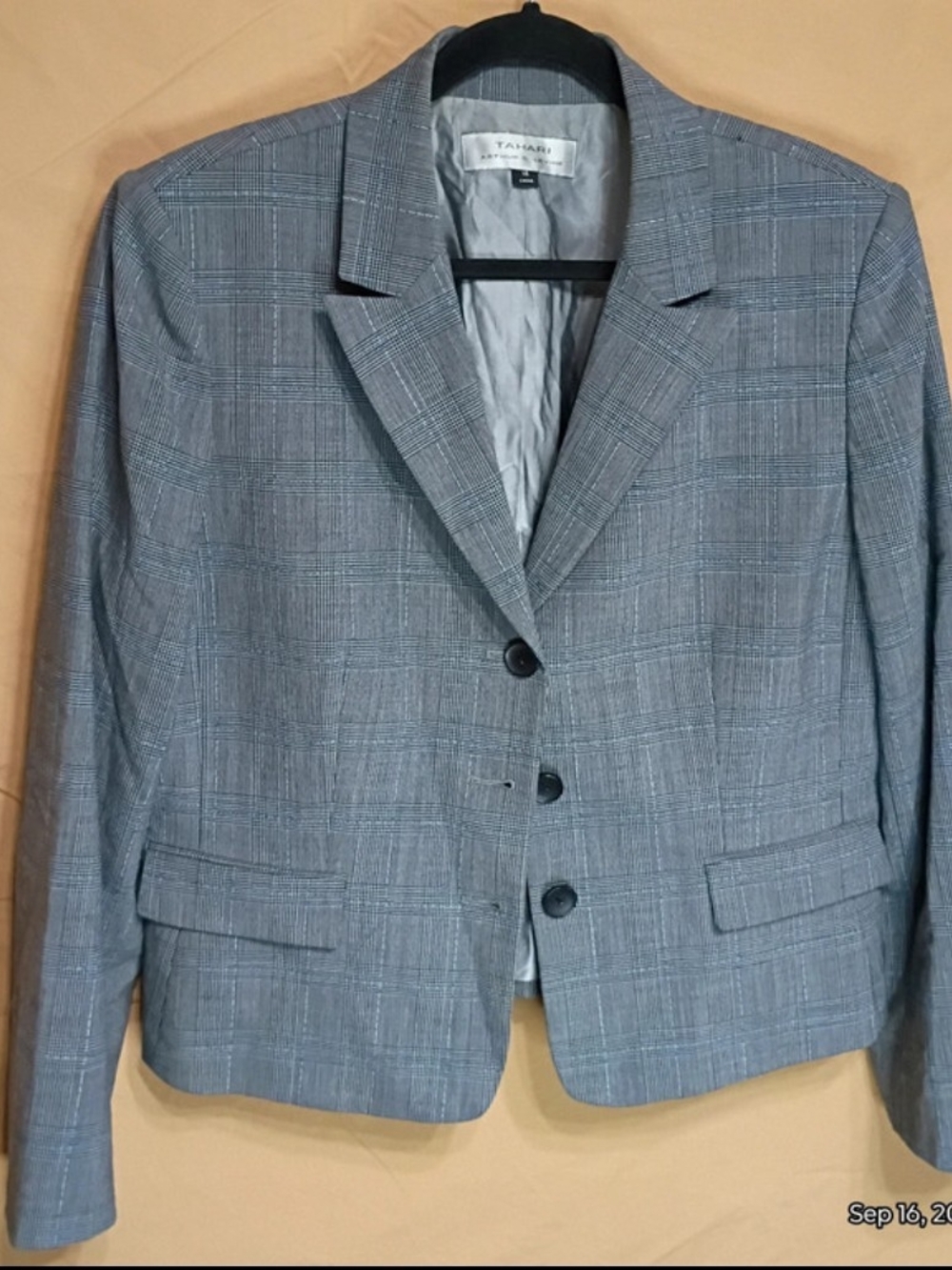 Tahari Gray Plaid Single-Breasted Women's Blazer And Skirt
